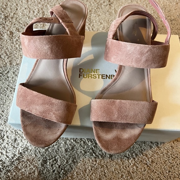 Womens Diane Von Furstenberg Ver Cuoio Sandal Shoes in Burlwood size 7 LIKE NEW - Picture 3 of 3